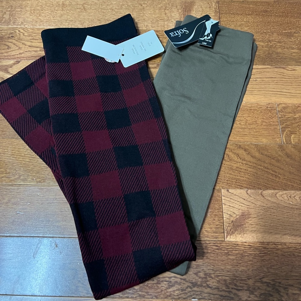 Two pair of leggings